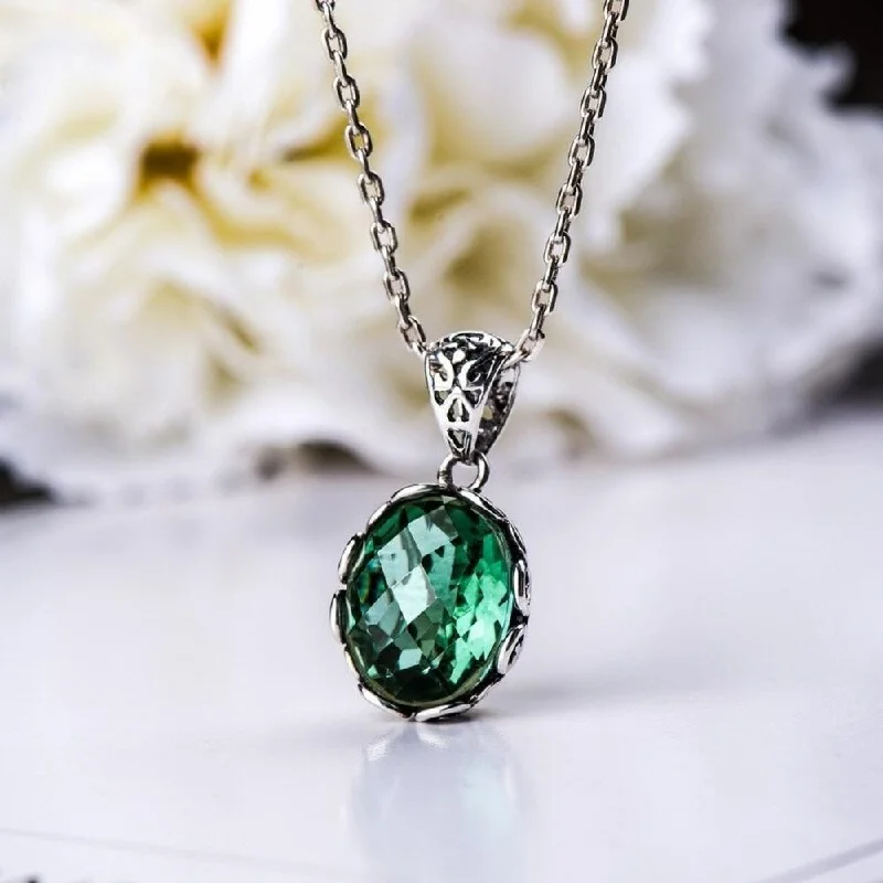 ladies necklaces onyx-Emerald Green Necklace With Silver Sterling Chain