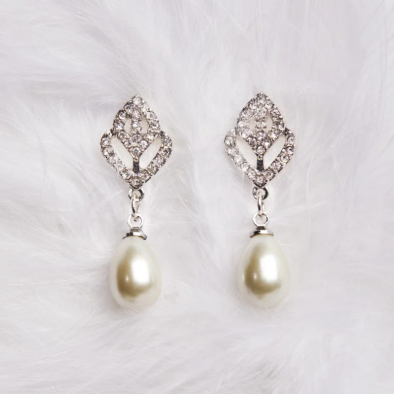 ladies earrings presentation-Pearl And Diamante Earrings: Vintage Style Drop Earrings