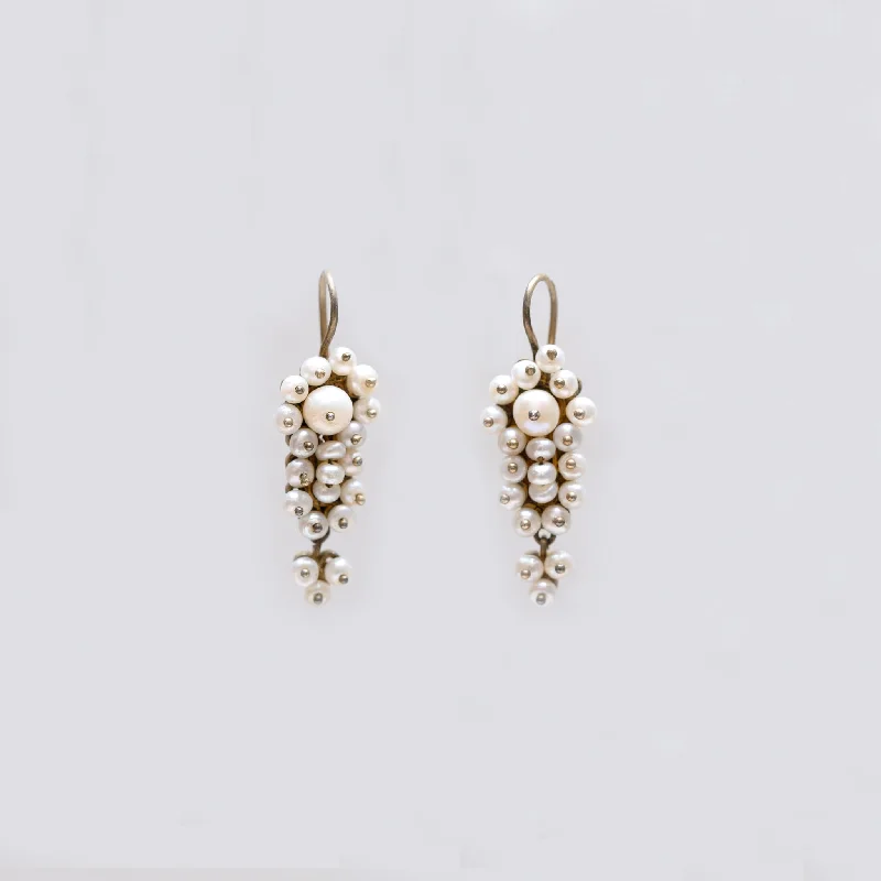 ladies earrings high-end-Vintage Gold Plated Earrings with Pearls