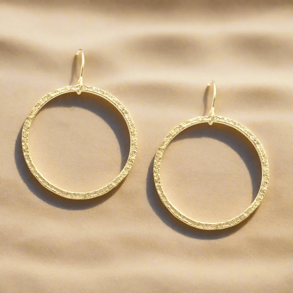 ladies earrings heirloom-Golden Circle Earring