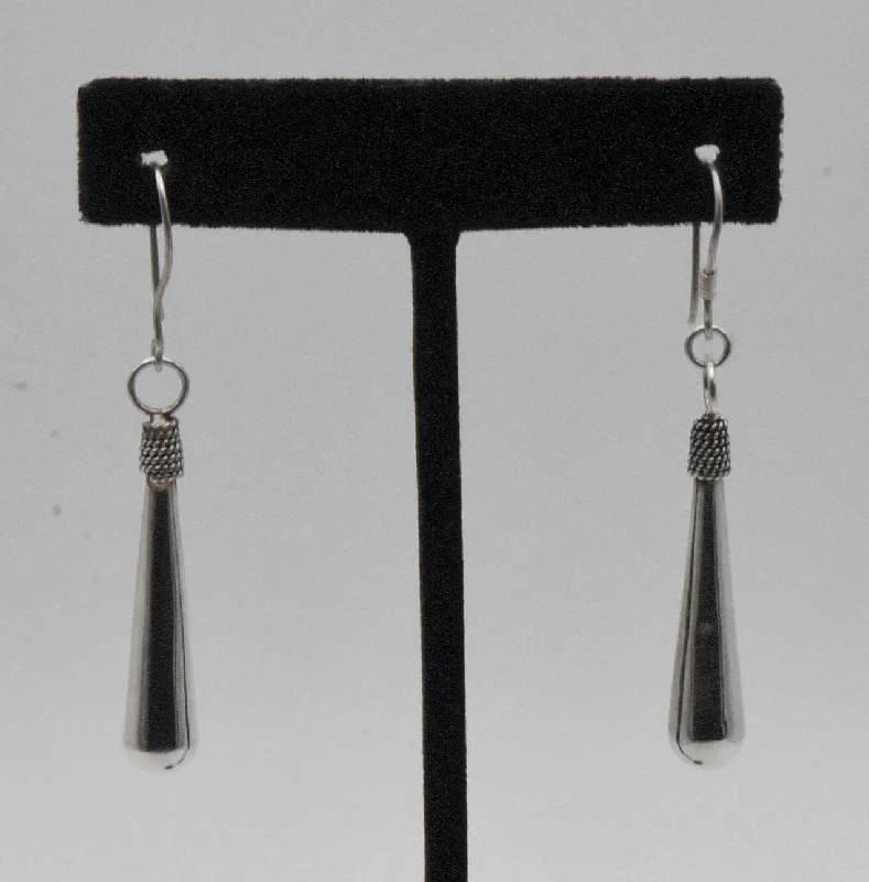 ladies earrings nostalgia-Vintage Sterling Silver Dangle Earrings