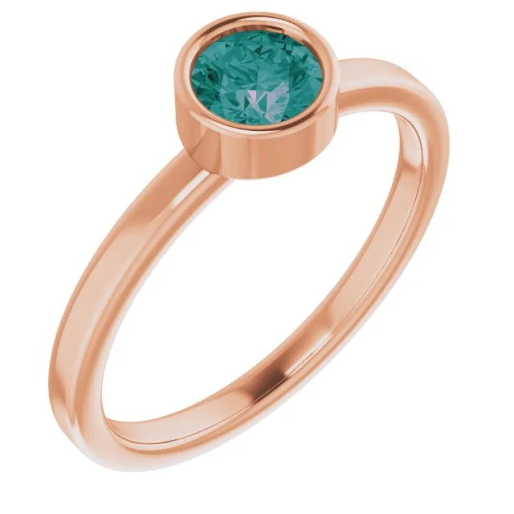 Ladies rings desert shine -14K Rose 5 mm Lab-Grown Alexandrite Ring