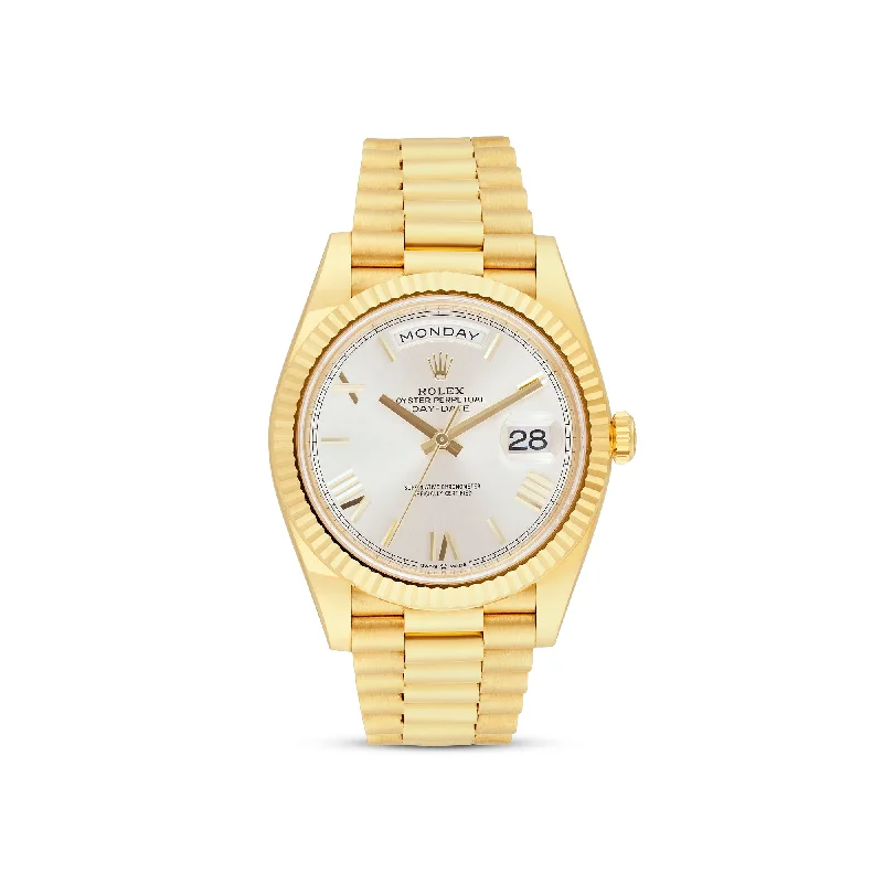 Ladies bracelets fate glow -Rolex Day-Date 40 Yellow Gold Silver Roman Dial & Fluted Bezel President Bracelet