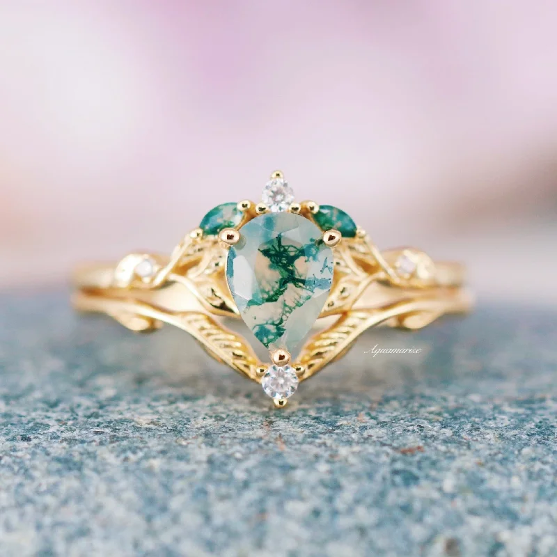 ladies engagement rings butterfly-Airee Green Moss Agate  Feather Engagement Ring- 14K Yellow Gold Vermeil