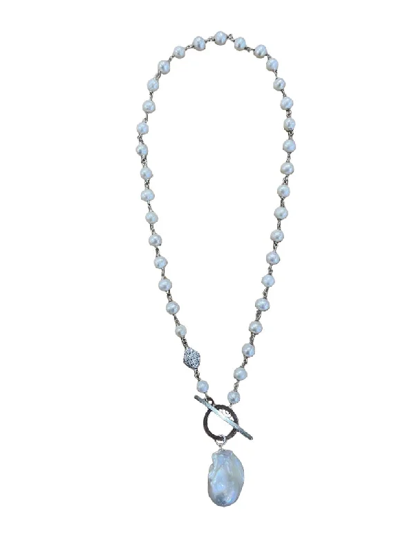 ladies necklaces nostalgia-Pearl Toggle Necklace - Silver