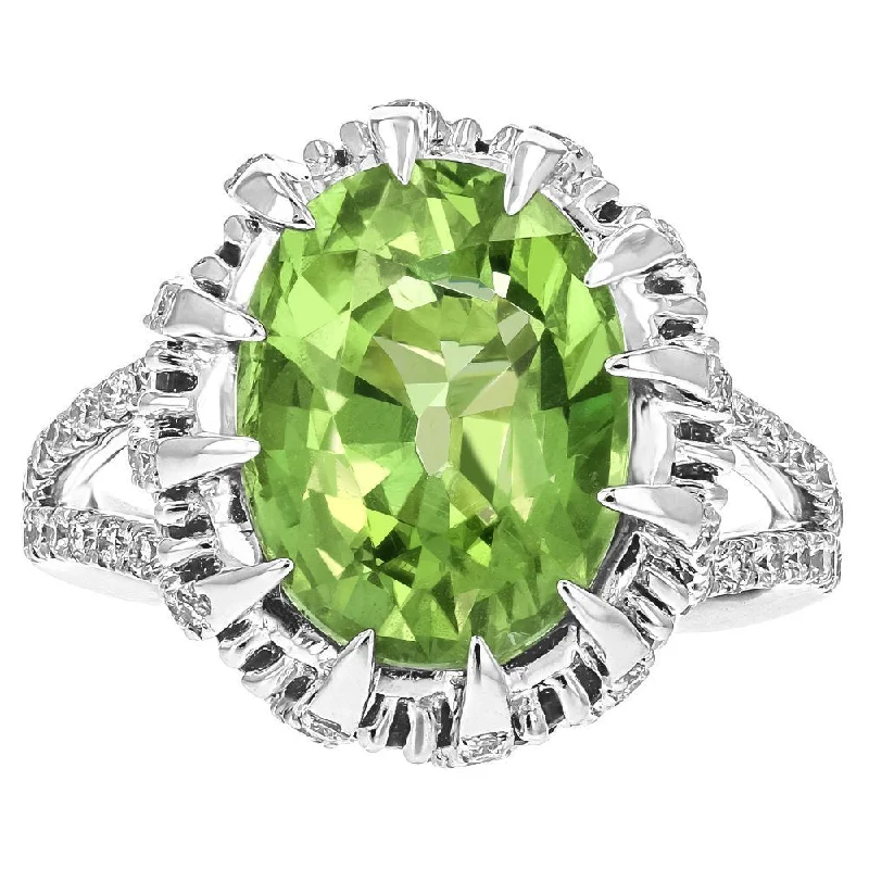 Ladies rings online gem -Juleve 18KT Gold 6.54 CT Oval Tsavorite & .99 CTW Diamond Ring