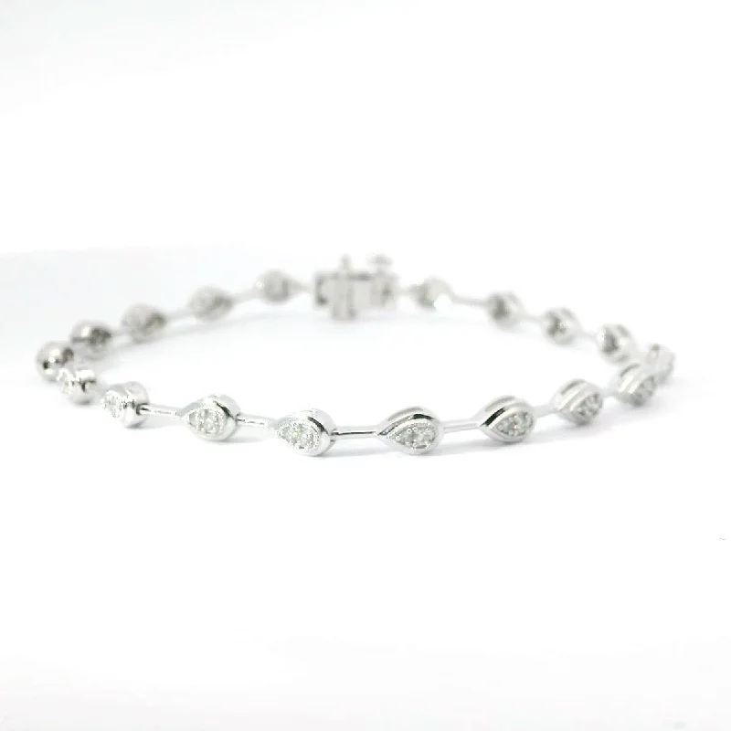 Ladies bracelets antique allure -14K White Gold Natural Diamond Bracelet