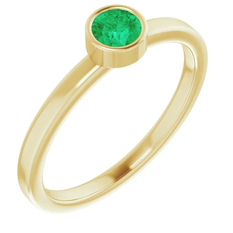 Ladies rings sustainable charm -14K Yellow 4 mm Lab-Grown Emerald Ring