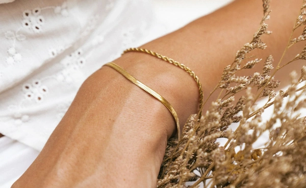 Bracelets & Bangles